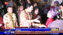 Ahok Resmikan Wisata Malam Monas