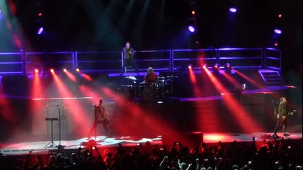 SHINEDOWN Live at US Cellular Center, Cedar Rapids, IA 2015