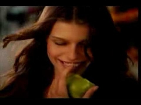 Spot de publicité du parfum DKNY de Dona Karan