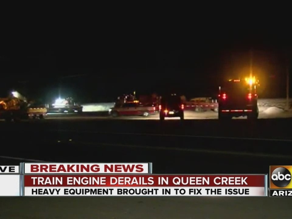 Train engine derails in Queen Creek