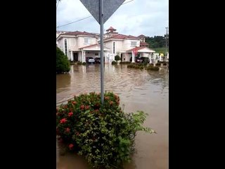 .@TraficoCPanama. Así quedaron las casas en Condado del Rey.