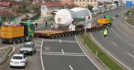 Almanya'dan Getirilen 480 Tonluk Doğalgaz Tribünü Şantiyeye Ulaştı