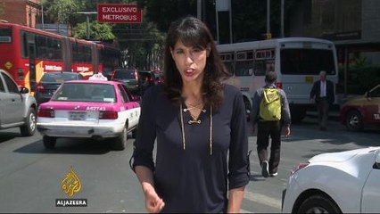 Mexico City limits private car use to battle pollution