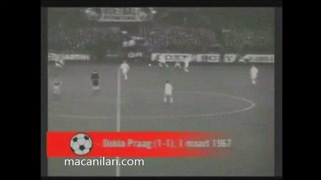 01.03.1967 - 1966-1967 European Champion Clubs' Cup Quarter Final 1st Leg AFC Ajax 1-1 Dukla Prag