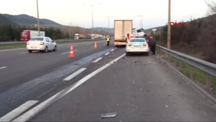 Bolu Kamyona ve Bariyerlere Çarpan Tır'ın Sürücüsü Öldü
