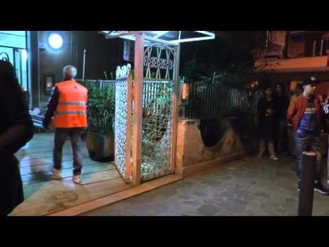 Napoli - Padre strangola il figlio a mani nude dopo una lite a Pianura (05.04.16)