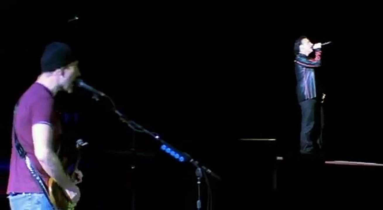 U2 Go Home DVD Live Slane Castle 2001 (Full Concert) 23