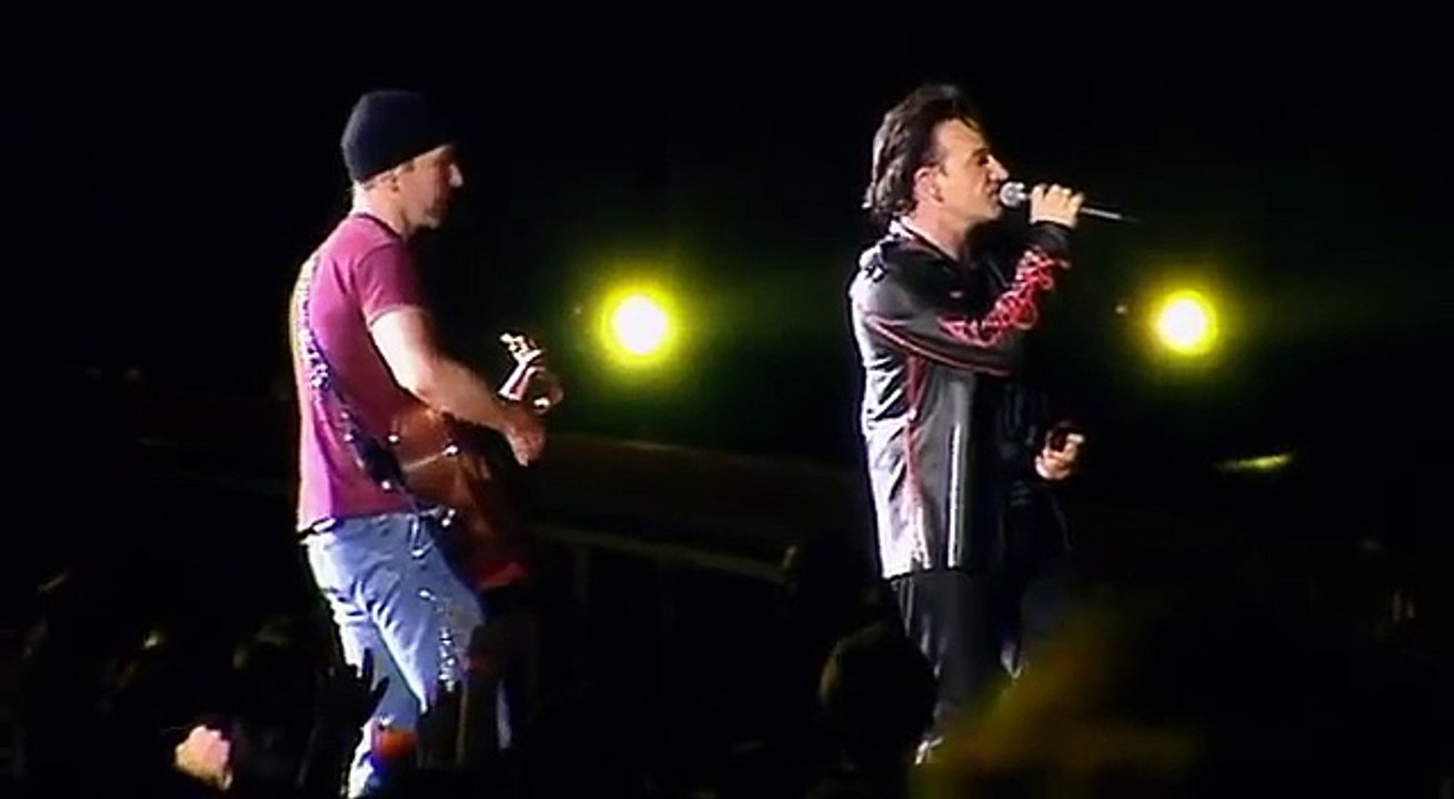 U2 Go Home DVD Live Slane Castle 2001 (Full Concert) 32