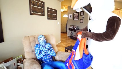 Olaf & Blue Spiderman Frozen Accident In Real Life Movie!