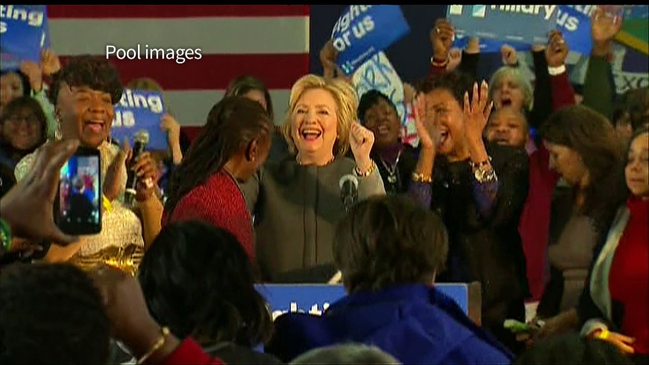 Clinton blasts Trump at New York rally