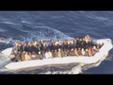 Palermo - Migranti, fermati due scafisti africani (06.04.16)
