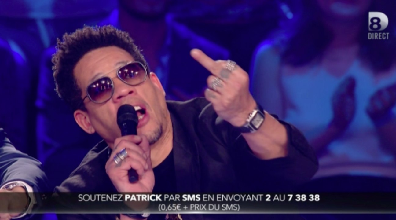 A qui est adressé ce doigt d'honneur de Joeystarr ? -Zapping People du 06/04/2016