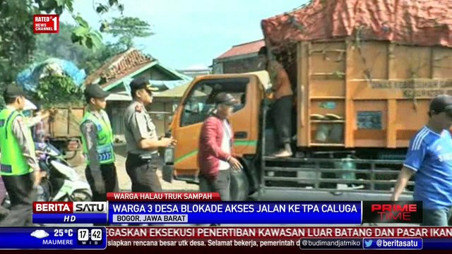 Warga Caluga Blokade Truk Sampah dari Bogor