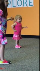 Zumba Dansı Yapan Küçük Kız