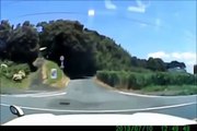 Car Crash    Part4  (drive recorder)     交通事故の瞬間映像