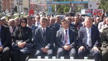 Zonguldak Çaycuma'da, Köprü Faciasının 4'üncü Yıl Dönümünde Karanfilli Anma