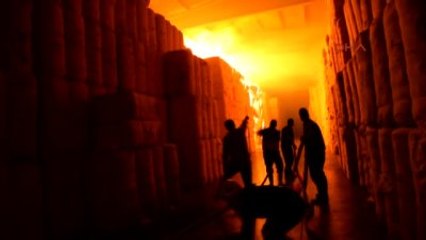 Mersin Pamuk Deposunda Yangın-2