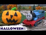 Thomas The Train Play Doh Halloween Pumpkin Ghosts Haunted Toy Story Tom Moss Prank Playdoh