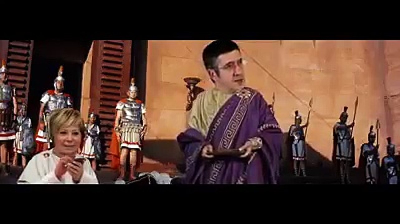 DOBLAJE PABLO IGLESIAS Y PEDRO SANCHEZ DE BEN-HUR, MUY GRACIOSO!!