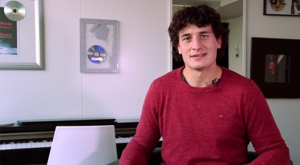 Derrière la mêlée... Yannick Jauzion, ambassadeur du rugby aux JIJ2016