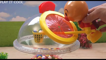 Peppa Pig, Pororo and Anpanman Fighting