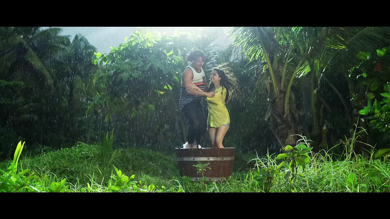 Baaghi Official Trailer - Tiger Shroff & Shraddha Kapoor - Releasing April 29