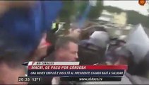 Así fue como el presidente de Argentina fue agredido por una manifestante