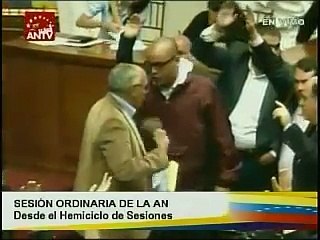 Héctor Rodríguez quiso hacer otro "show" en la AN y no se lo permitieron