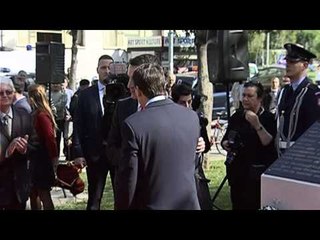 BASHKIA E TIRANES I JEP ÇELESAT E KRYEQYTETIT NE SHENJE NDERIMI PRESIDENTIT TE HUNGARISE LAJM