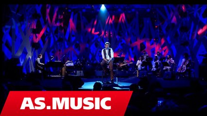 Alban Skenderaj - Je ti - "Tingujt E Ditarit Tim" ( Live Acoustic )