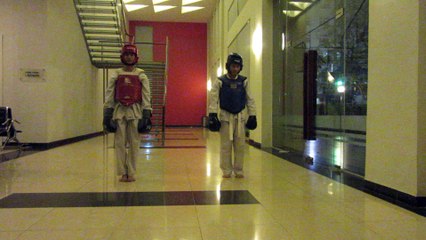 CLB Taekwondo ĐH Thăng Long thứ 5 31-3-2016 kỳ thi thăng cấp lần thứ 21 MVI_1587