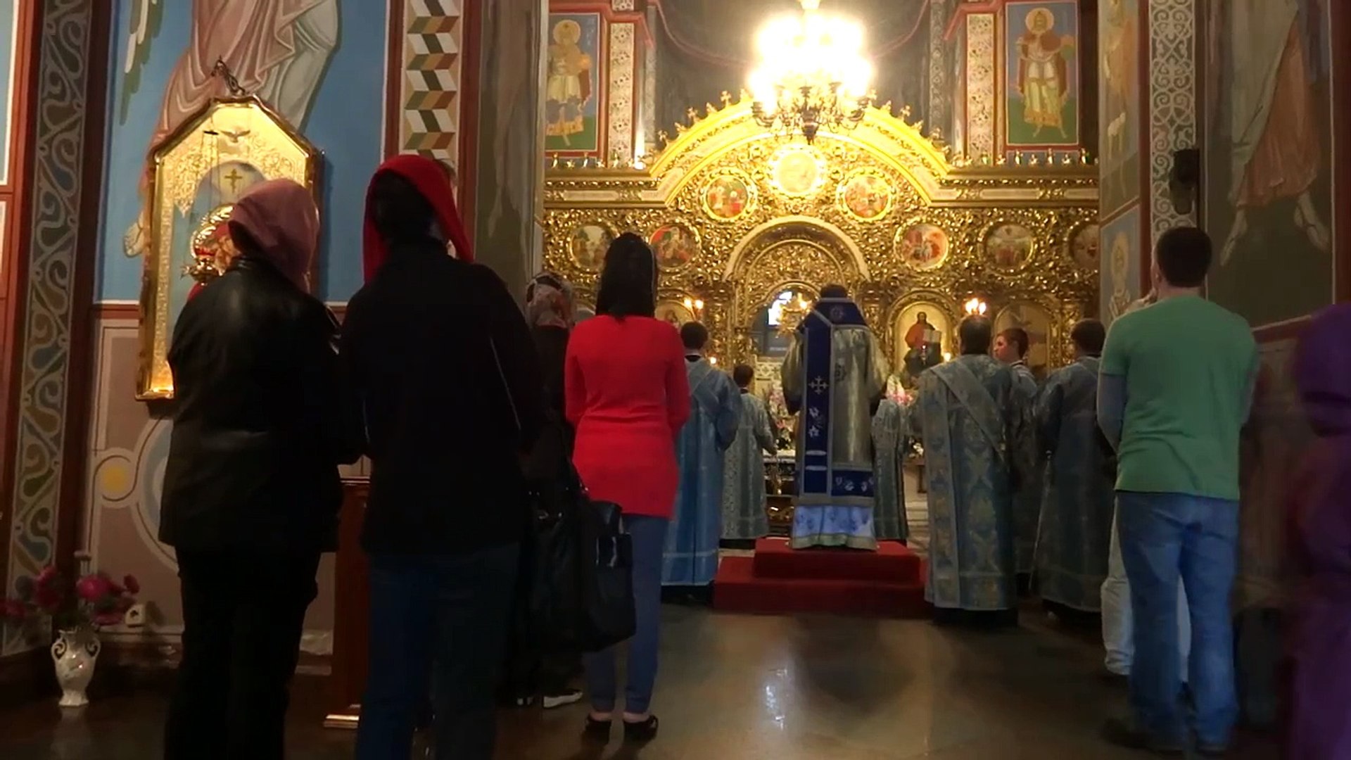⁣Orthodox church service in Kiev, Ukraine Київ, Україна