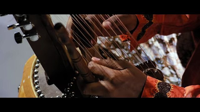 Kandia Kora Feat Keblack - Fais Bisous