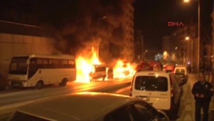 Kağıthane'de 5 Araç Kundaklandı