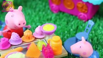 Pig George da Familia Peppa Pig Vomita no Parque de Diversoes Novelinha ToyToysBrasil em Português