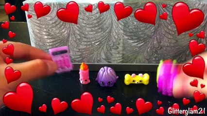 "Raining Tacos" by: Shopkins music video