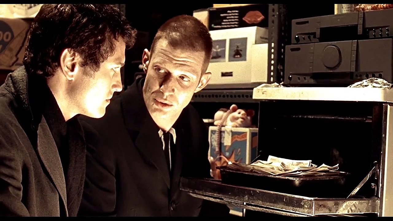 Lock, Stock and Two Smoking Barrels - TRAILER