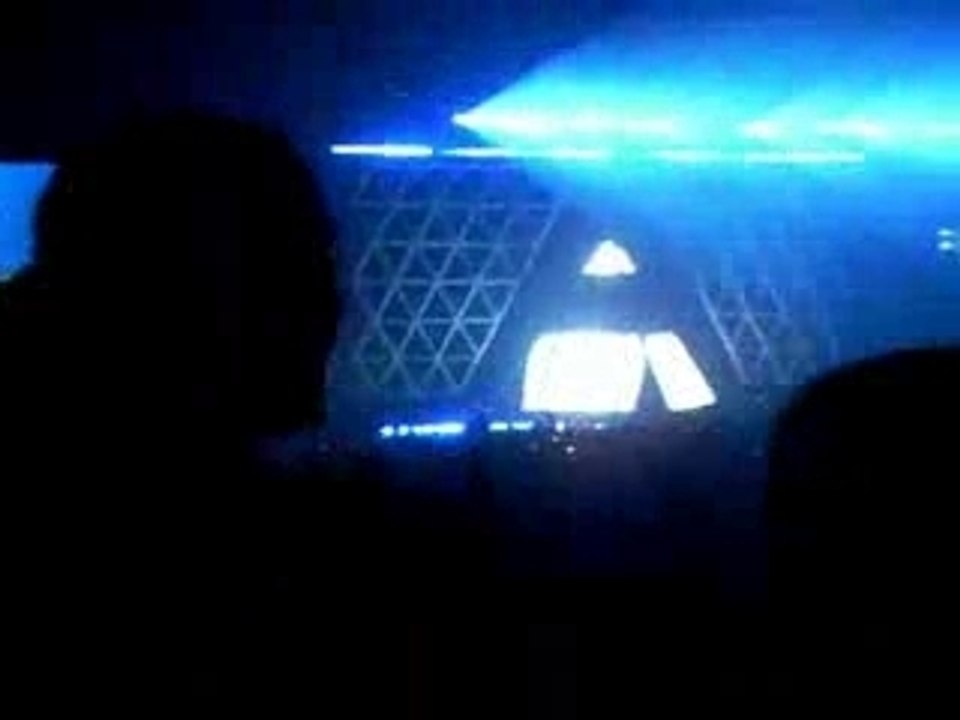 Rappel 1ere partie Daft Punk Bercy 14 juin 2007