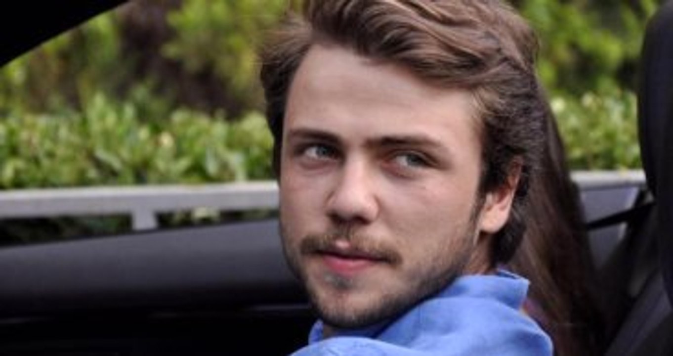 Tolga Sarıtaş, Reklam Yıldızı Oldu