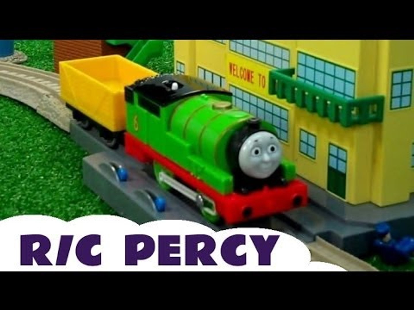 Remote Control R/C Thomas & Friends Percy Trackmaster Thomas The tank  Engine Kids Toy Train - video Dailymotion