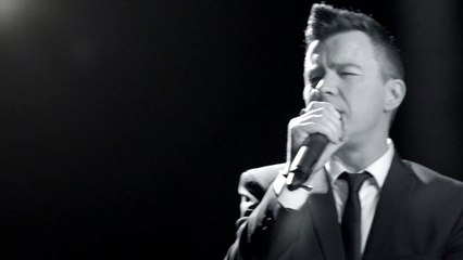 Rick Astley "Keep Singing" sa nouvelle chanson !