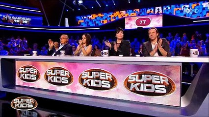 Gérard Louvin craque sur un humoriste de 9ans dans "Superkids" et lui demande son numéro - Regardez