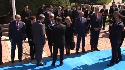 Başbakan Davutoğlu, Bosna-Hersek Bakanlar Konseyi Başkanı Zvizdiç?i Karşıladı 2