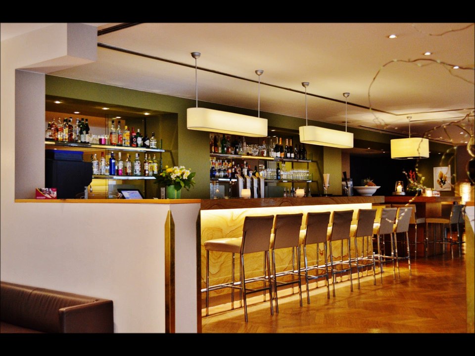 Hotel Crowne Plaza Hannover Schweizerhof **** a quickie. Detailled description see next video.