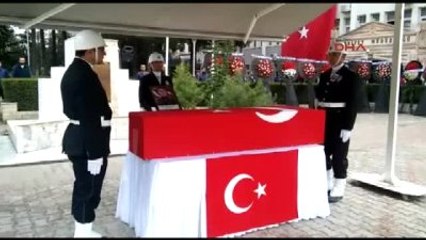 Mardin Şehit Emniyet Amiri Doğan Sakarya İçin Resmi Tören Düzenlendi