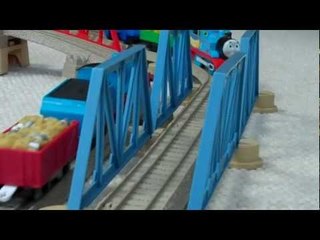 Trackmaster THE EGG EXPRESS with moving Egg Dye Kids Thomas The Tank Engine Toy train Set