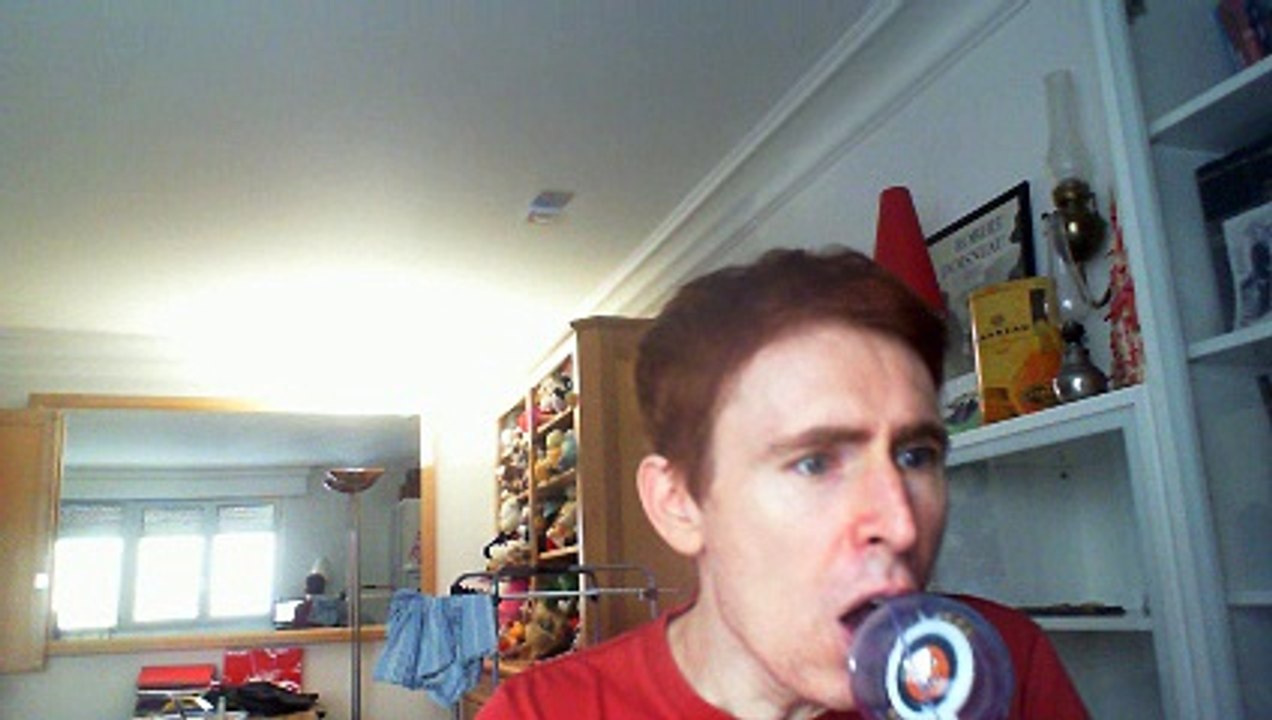 Wiwi égratigne "Joy" de François Valéry