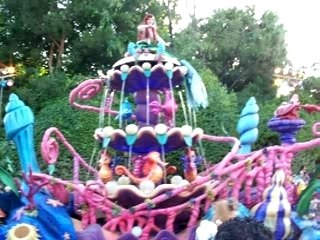 Parade of Dreams - Ariel Float