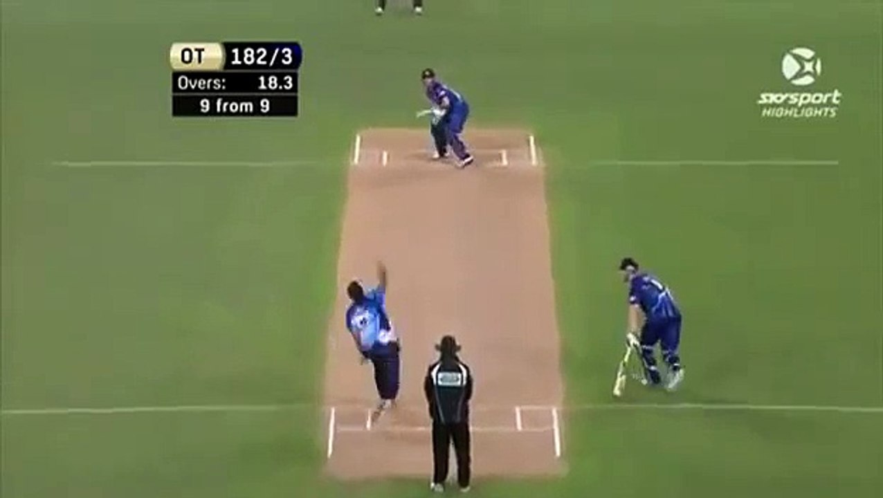 World Record of 2 wicket on 1 ball - Video Dailymotion