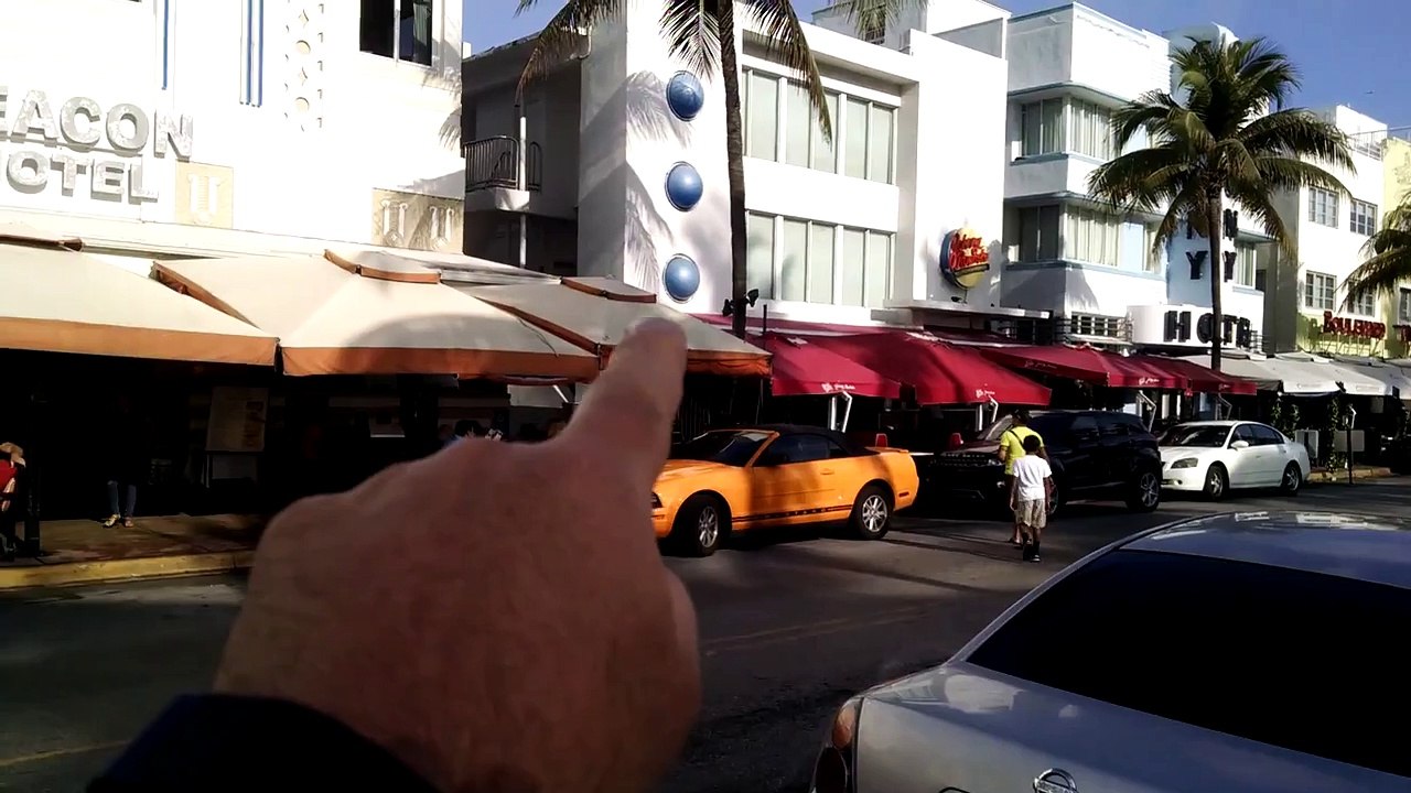 Scarface Chainsaw Scene Shootout Unseen Footage Uncut video Dailymotion